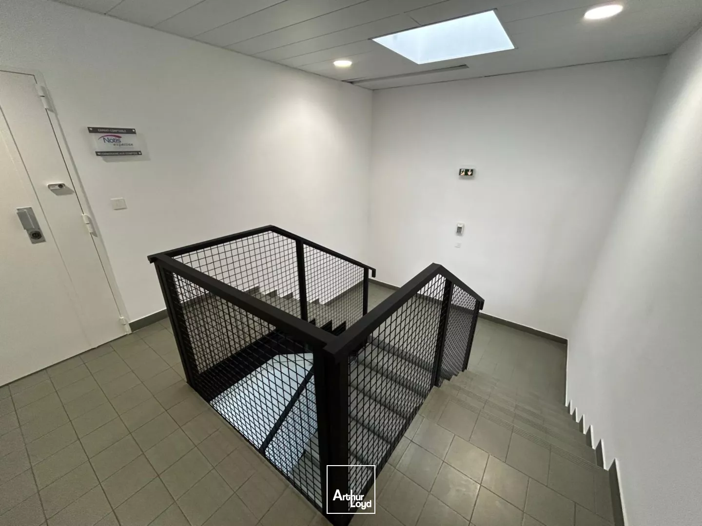 Bureaux lumineux à louer - ZA Les Paluds - Aubagne