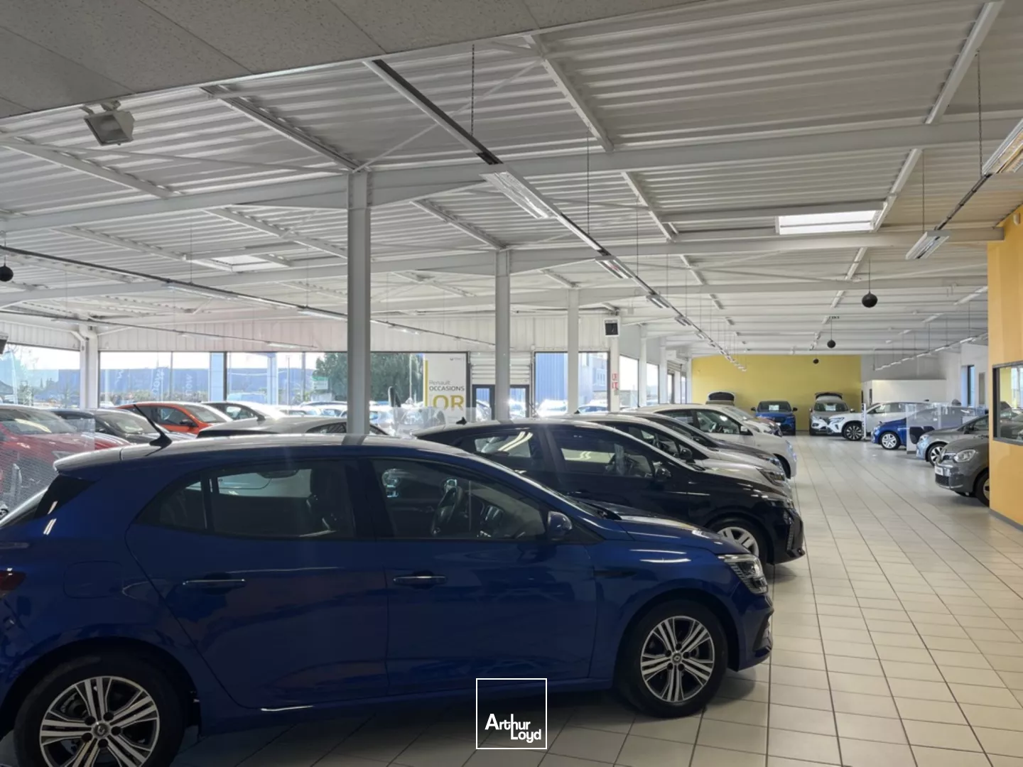 EMPLACEMENT COMMERCIAL DANS ROND POINT PÉRIPHÉRIE ORLEANS NORD 