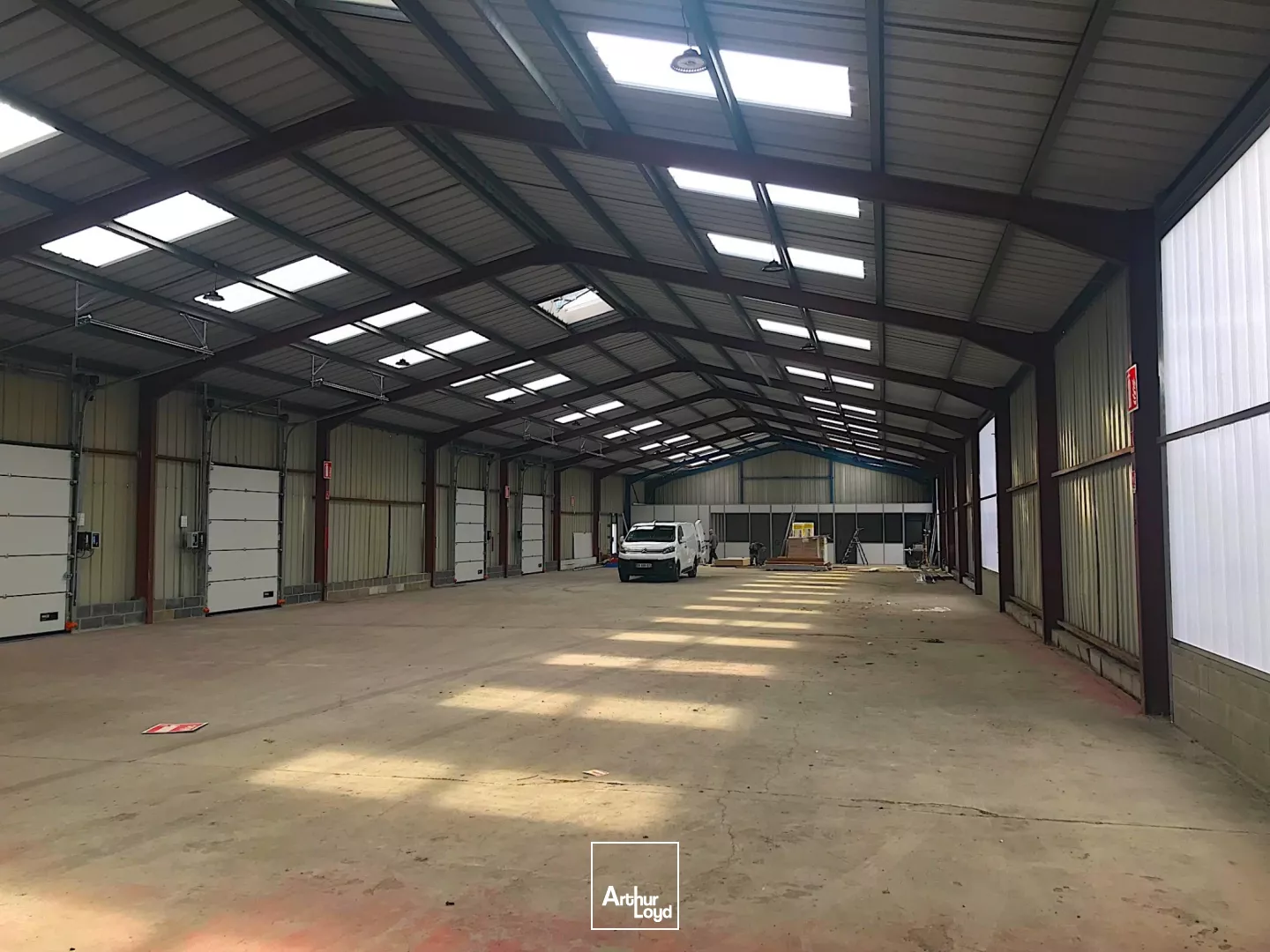 A Louer A vendre Entrepôt à Cambrai 