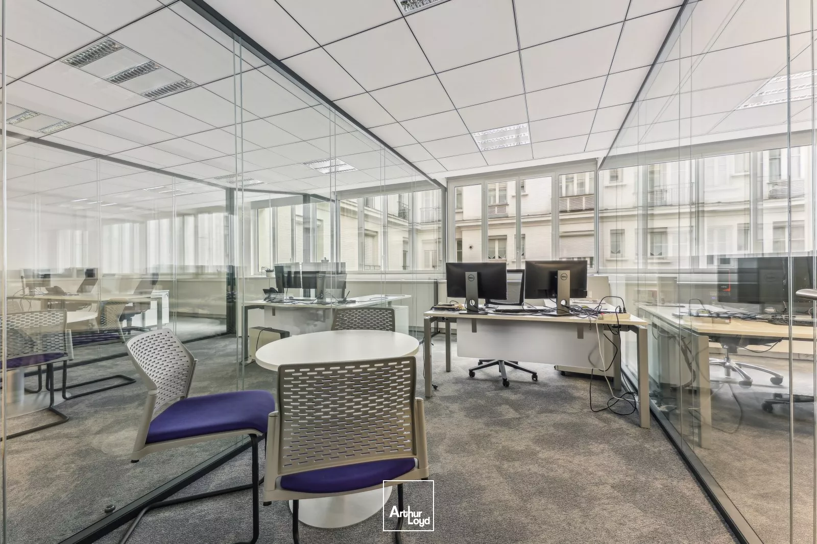 Bureaux à louer à PARIS 75016