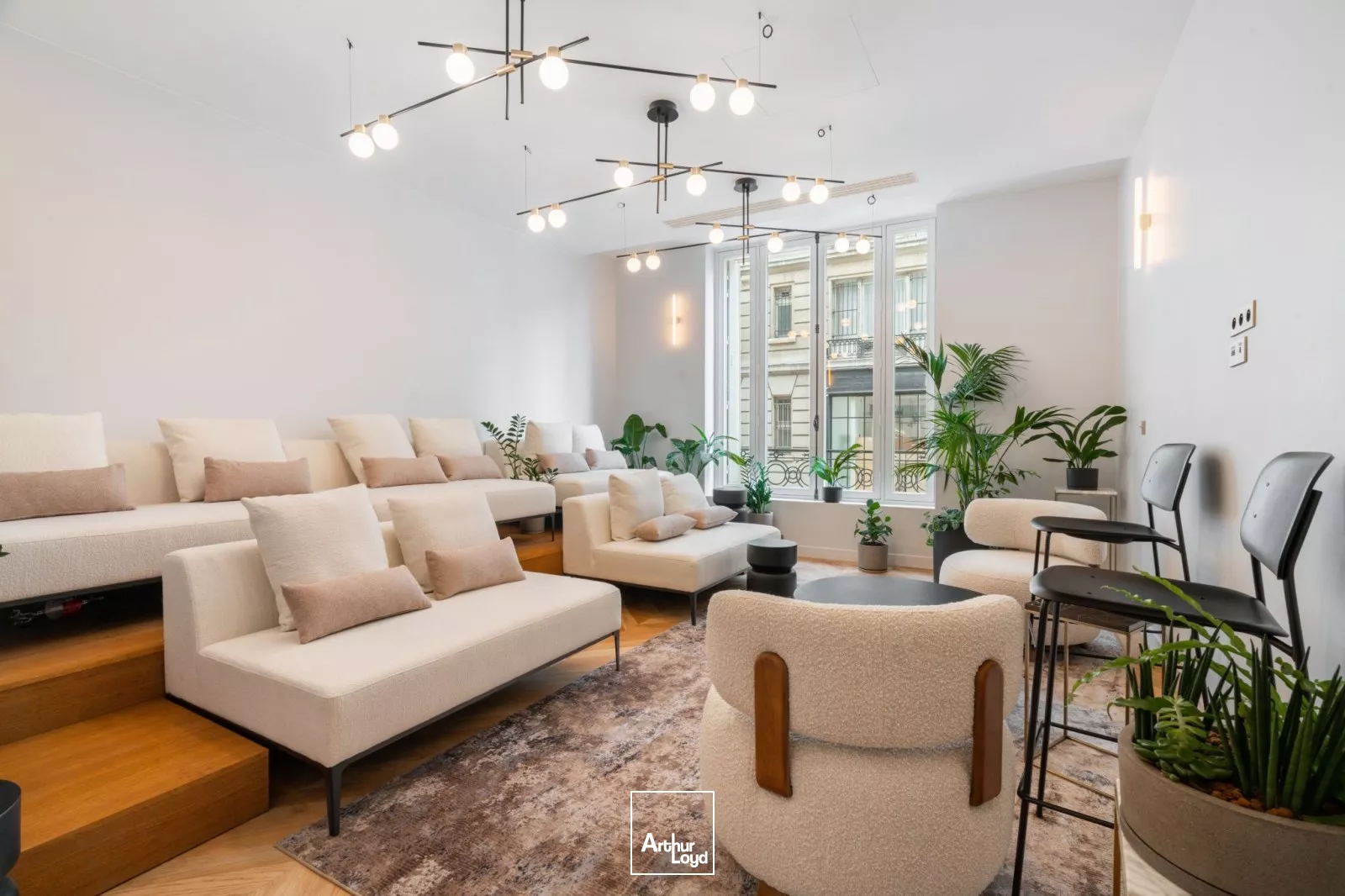 Bureaux à louer à PARIS 75016