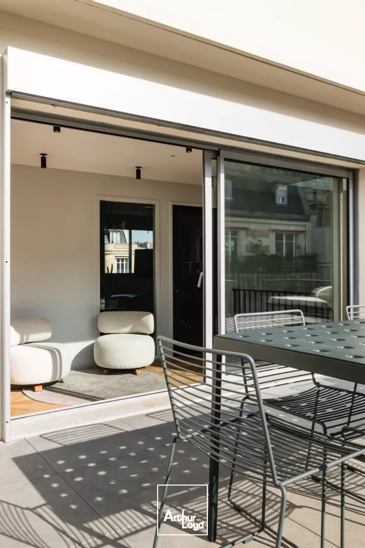 Bureaux à louer à PARIS 75016