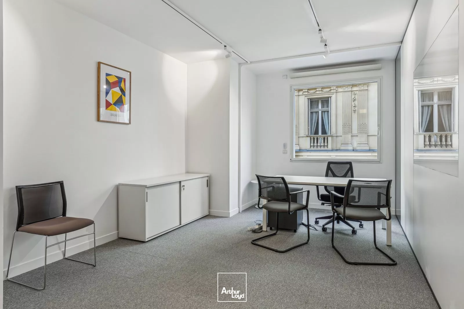 Bureaux a sous-louer à PARIS 75016