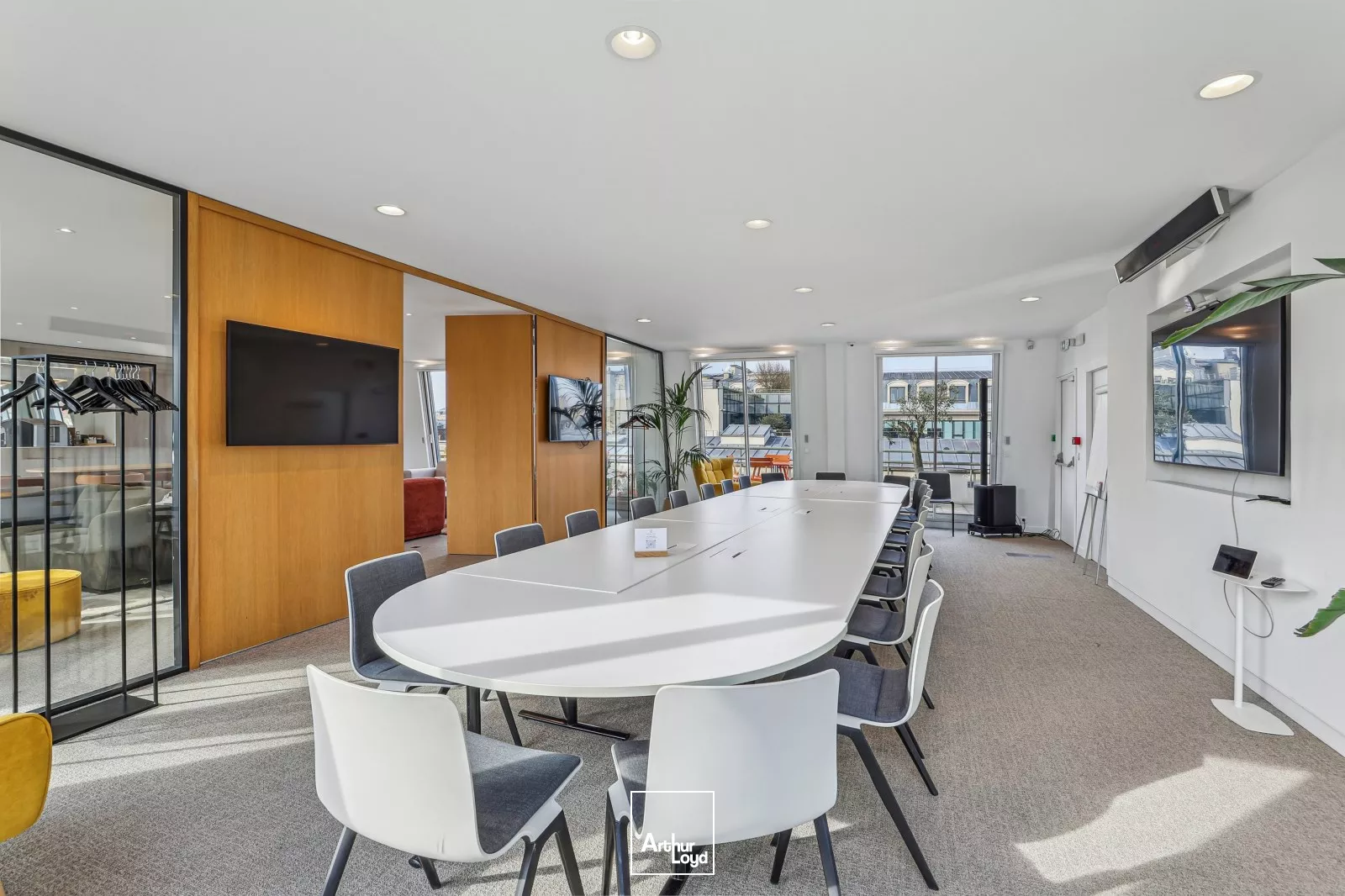 Bureaux a sous-louer à PARIS 75016