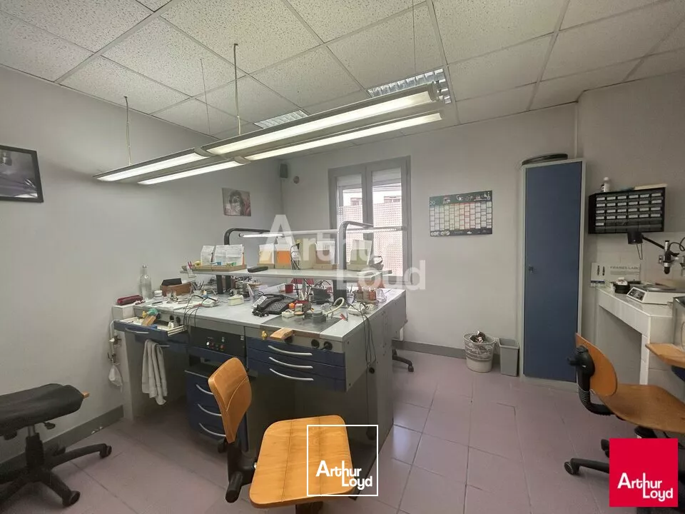 BLOIS - LOCATION BUREAUX DE 92,16 M² - ACCÈS A10 A 5 MN