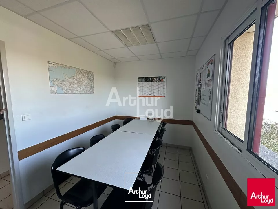 CORPS NUDS - LOCAL D'ACTIVITE A VENDRE - 640 M²