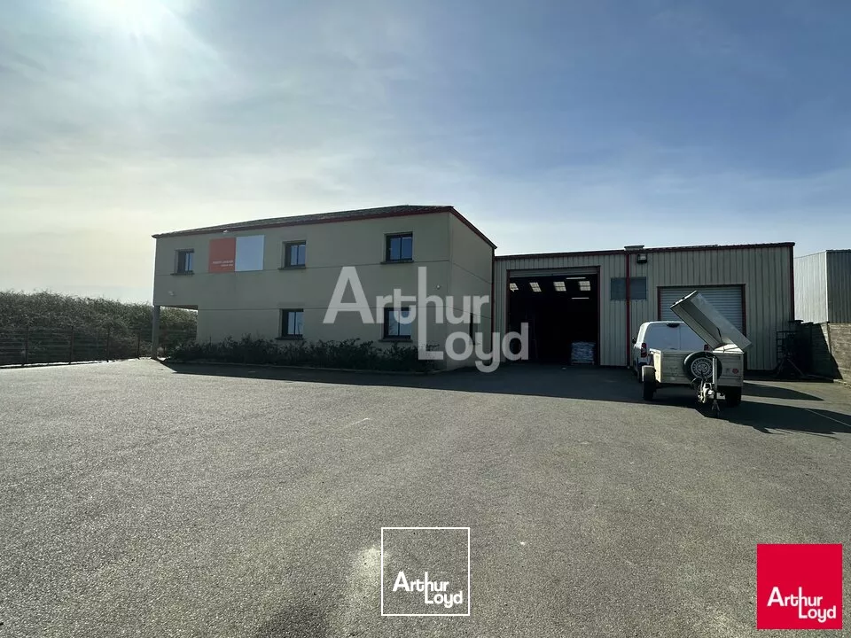 CORPS NUDS - LOCAL D'ACTIVITE A VENDRE - 640 M²