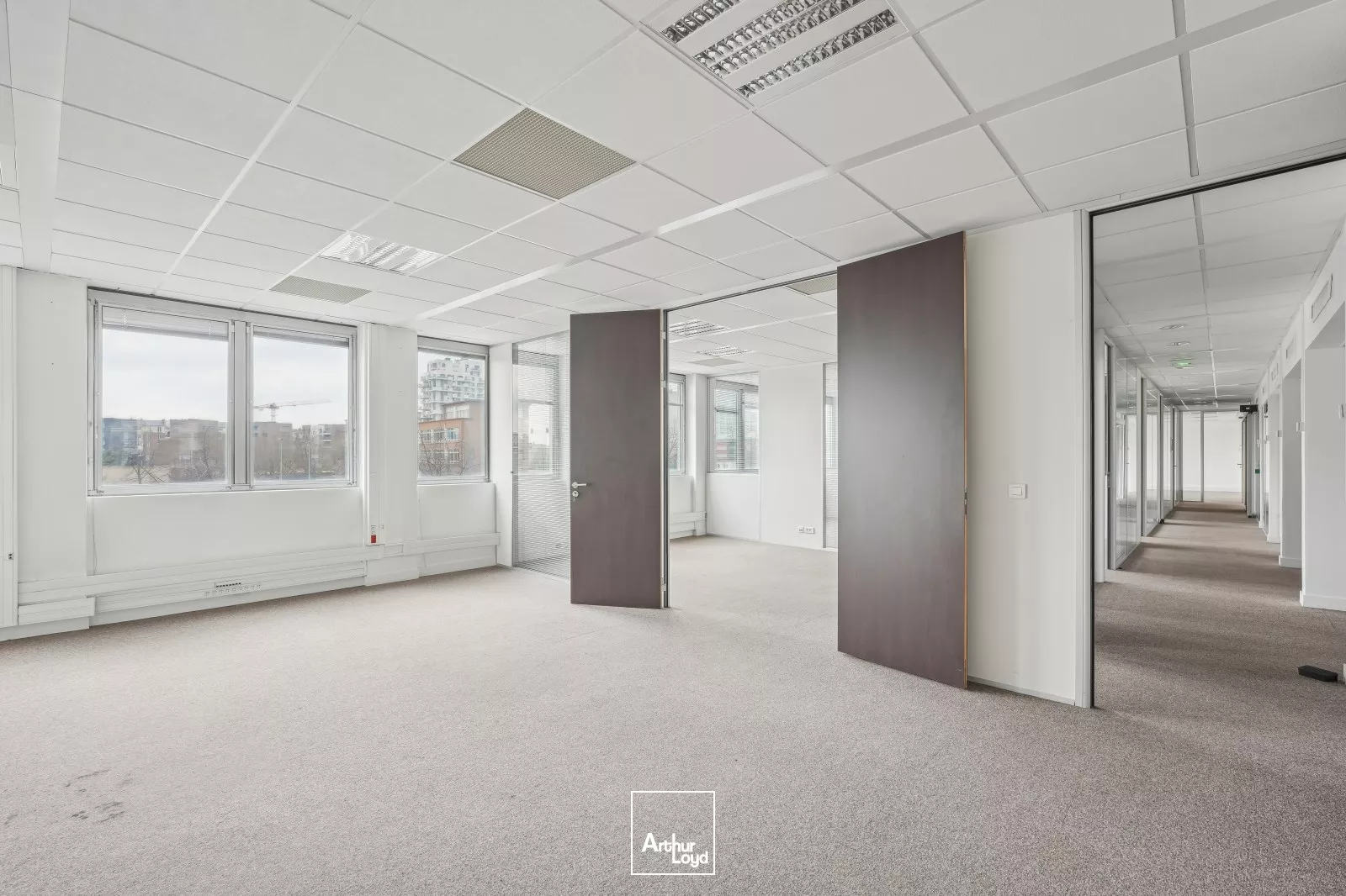 Nouveaux bureaux à acquérir - Facilité d'aménagement - Quartier animé d'Asnières sur Seine 