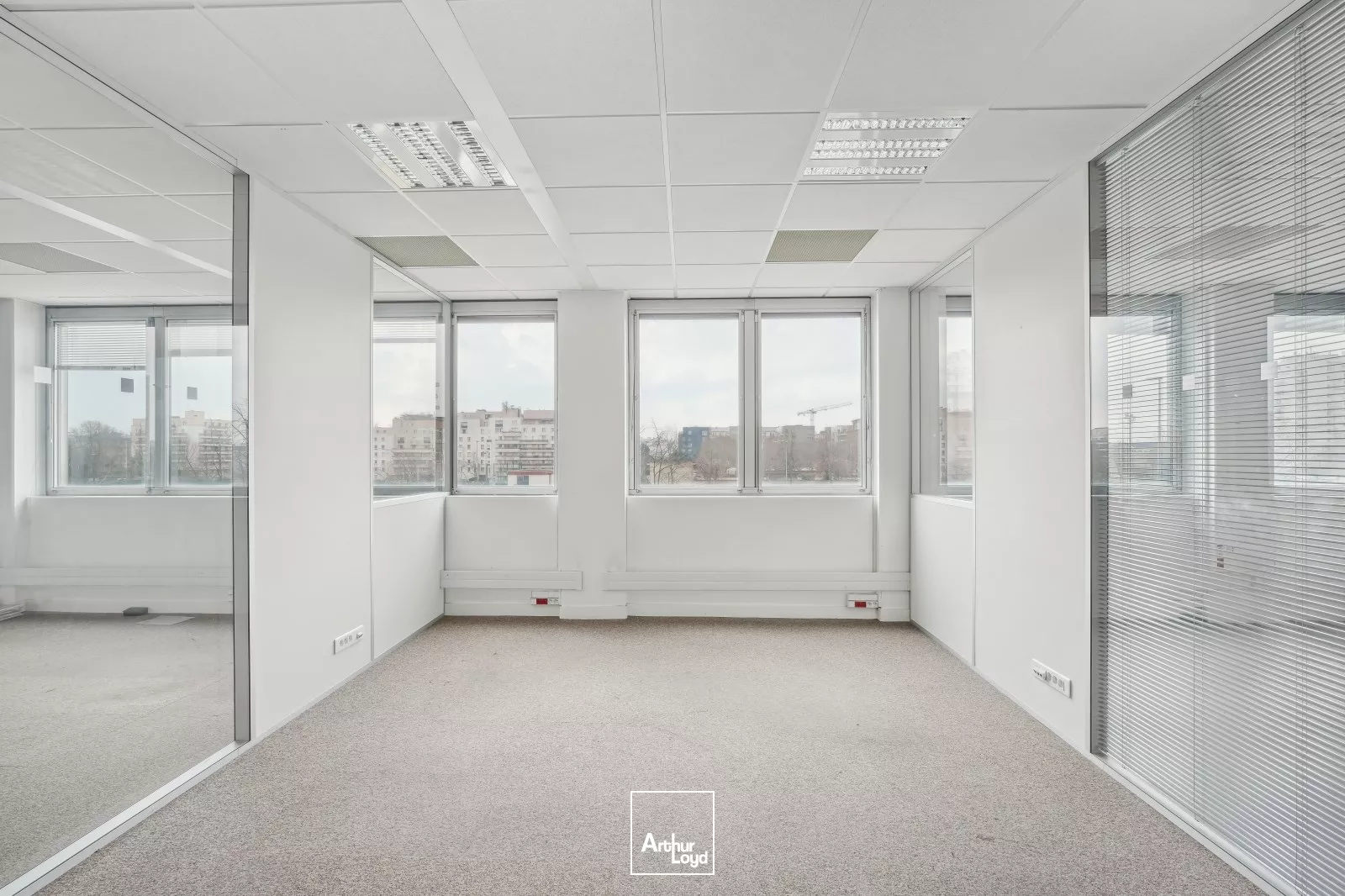 Nouveaux bureaux à acquérir - Facilité d'aménagement - Quartier animé d'Asnières sur Seine 