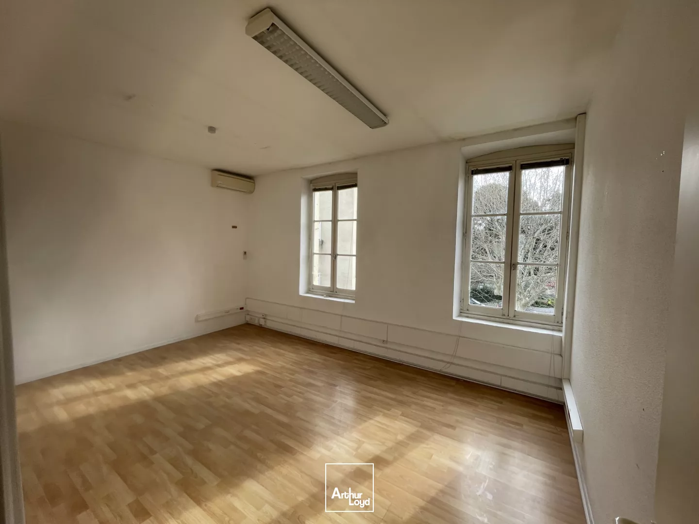 À LOUER - Bureaux lumineux et modulables à Narbonne de 478 m², divisibles à partir de 83 m2