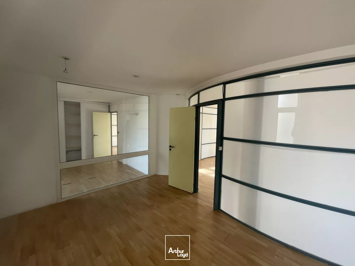 À LOUER - Bureaux lumineux et modulables à Narbonne de 478 m², divisibles à partir de 83 m2