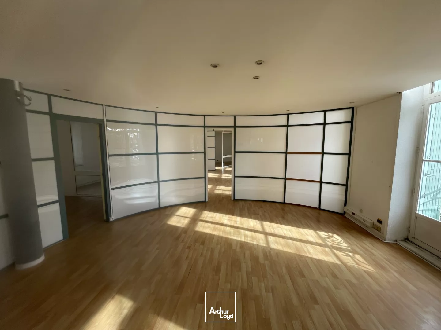 À LOUER - Bureaux lumineux et modulables à Narbonne de 478 m², divisibles à partir de 83 m2