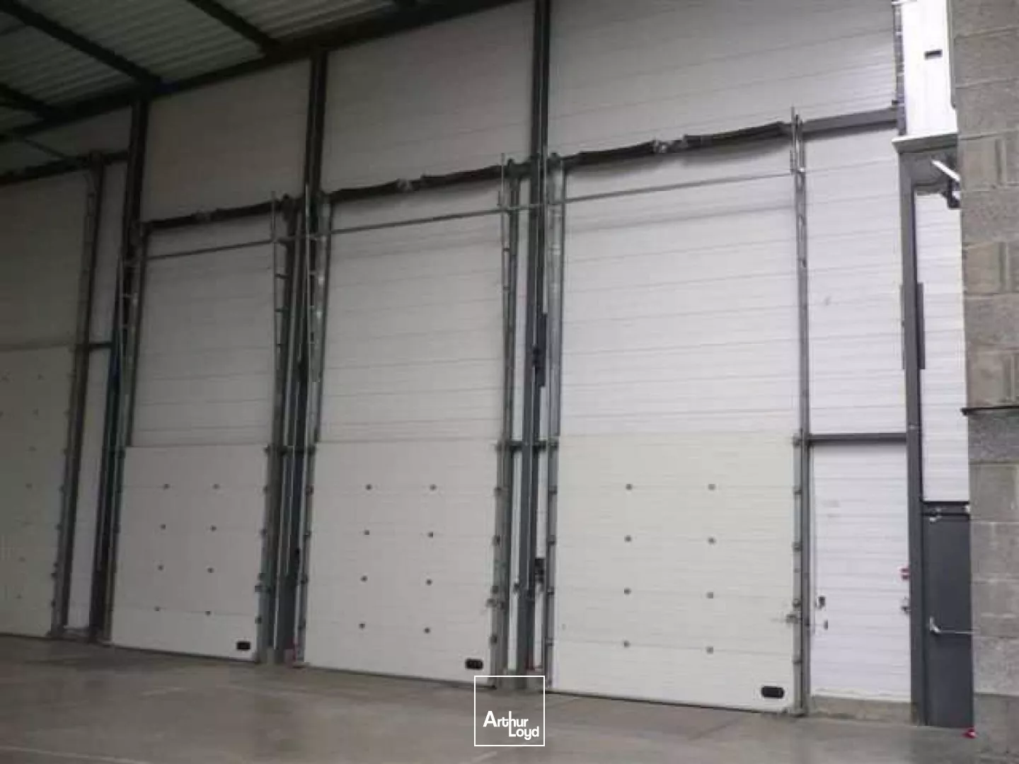 Entrepôt à louer - Brebières