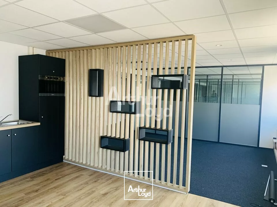 CENTRE VILLE ANNECY- A LOUER PLATEAUX DE BUREAUX-DIVISIBLES A PARTIR DE 117 m²