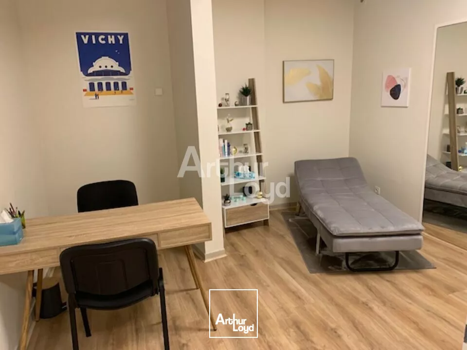 LOCAL PROFESSIONNEL 125m²