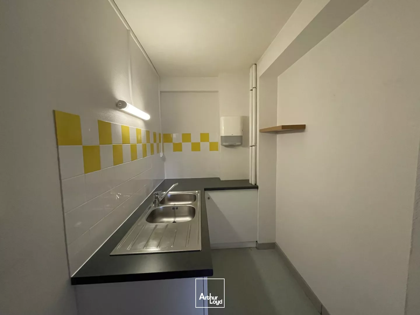 BUREAUX À VENDRE-240 M²-CENTRE VILLE DE NANTES