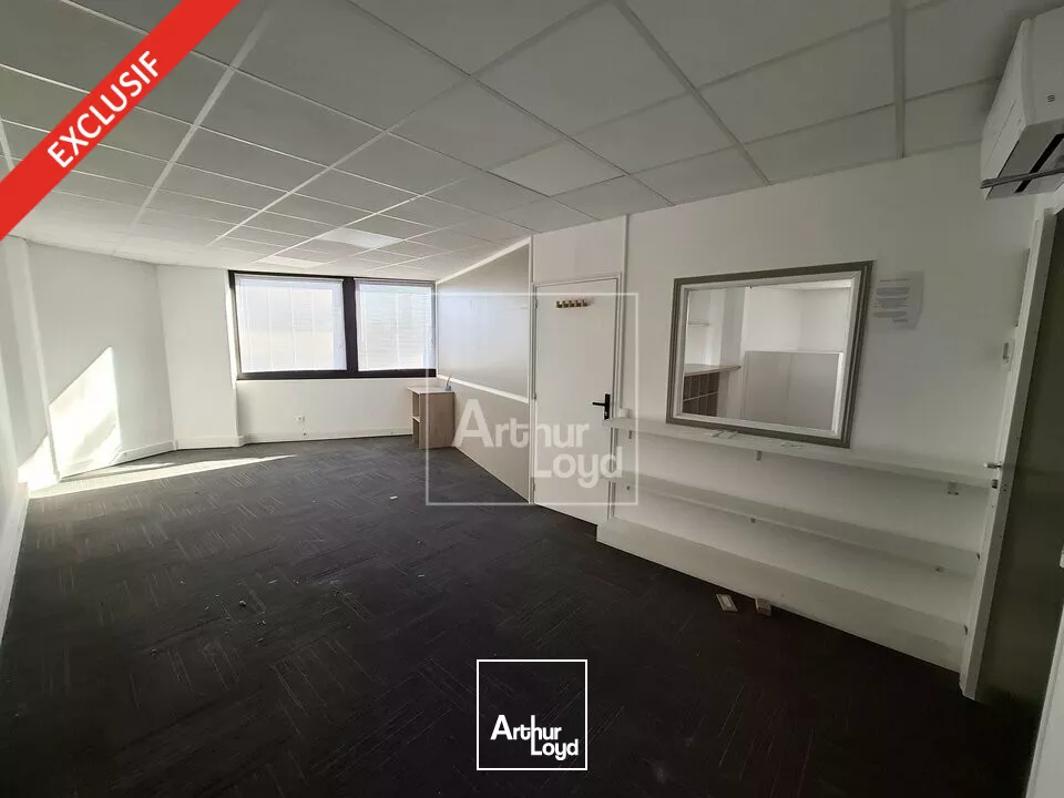 A proximité immédiate du RER A Lognes