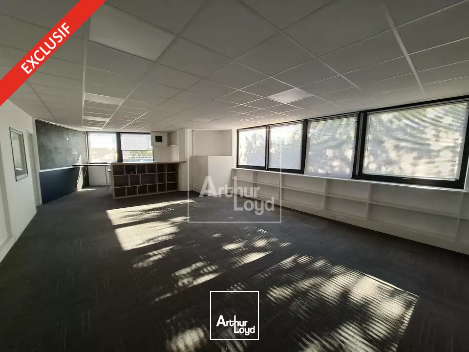 A proximité immédiate du RER A Lognes