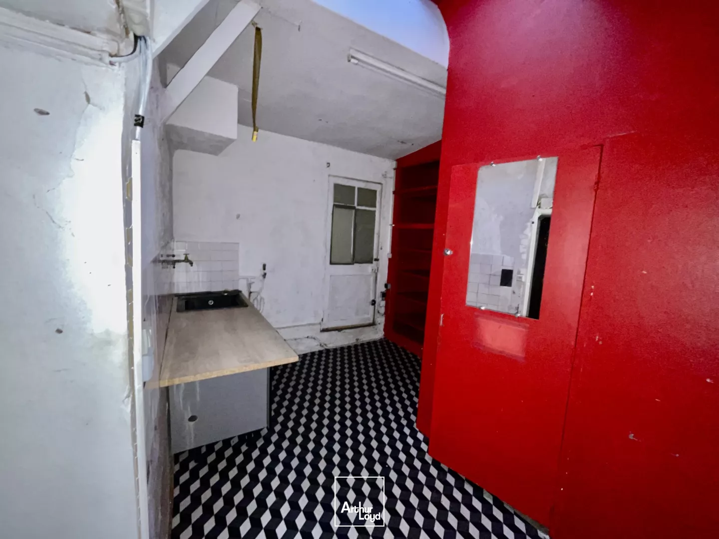 Locaux commerciaux à vendre à ROUEN 76000