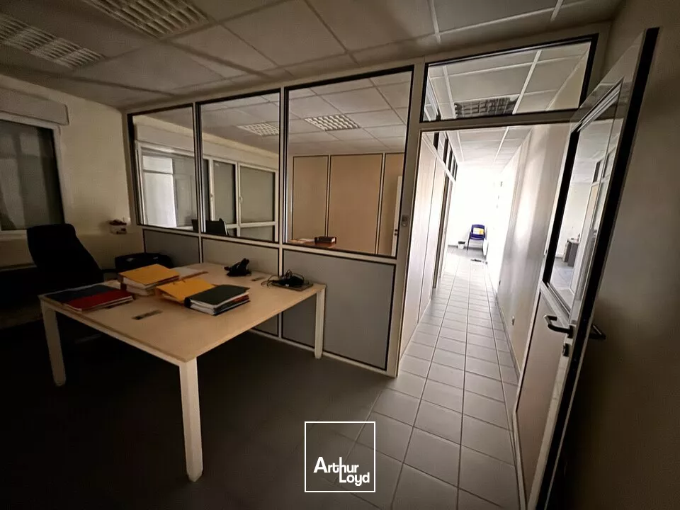 AMBOISE CHARGE SITE D'ACTIVITES LA BOITARDIERE - A LOUER LOCAL D'ACTIVITES DE 310 M²