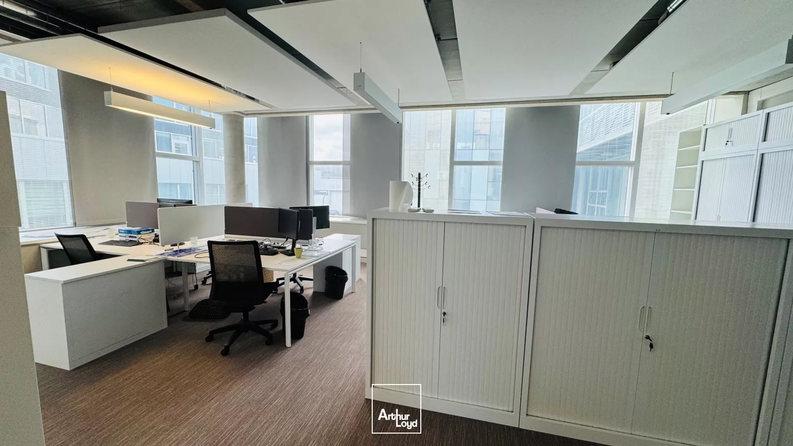 PLATEAU DE BUREAUX 194 M² LE BASSAM BREST PORT DE COMMERCE