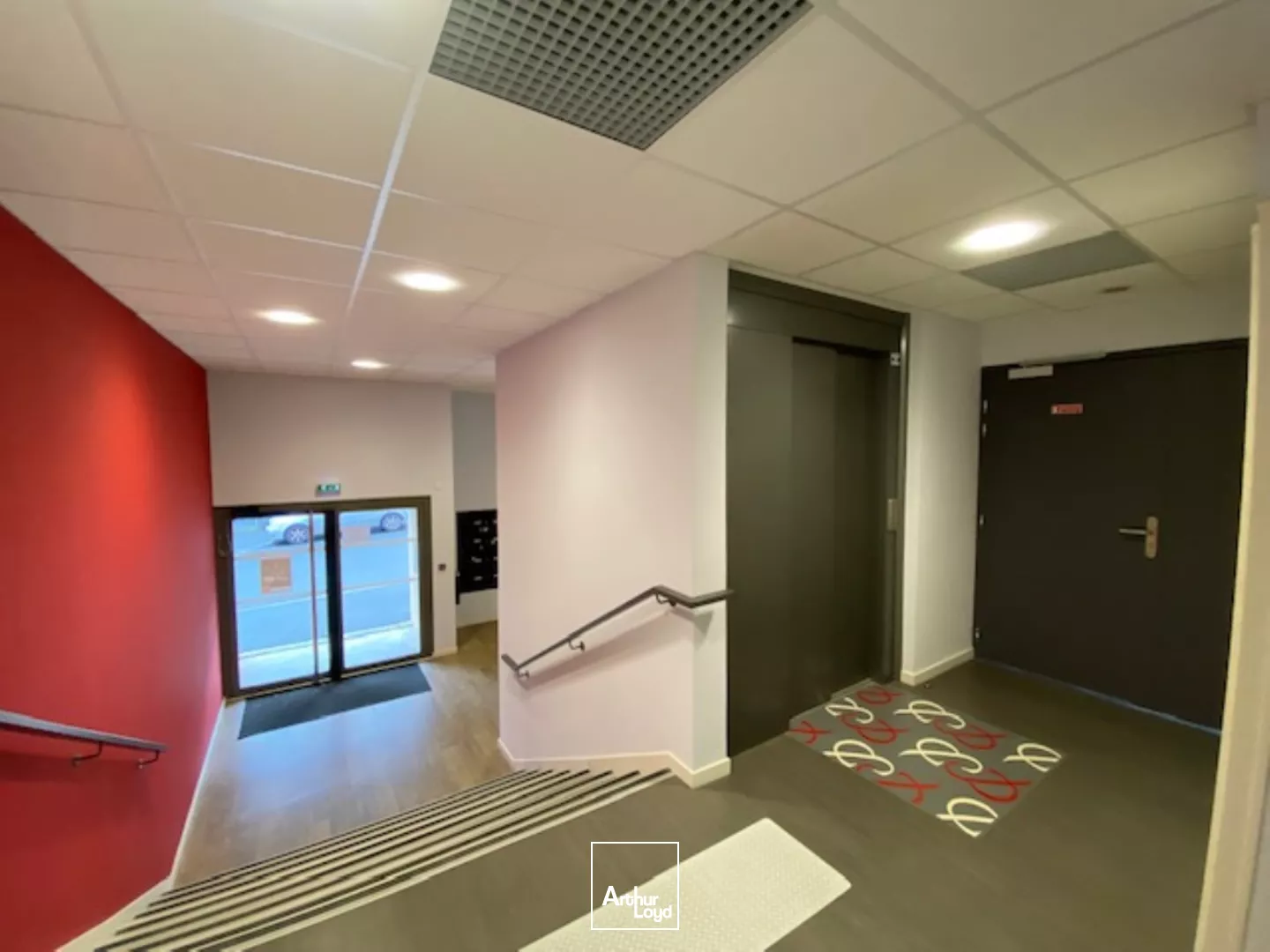 BUREAUX A VENDRE OU A LOUER - 185 M² - ANATOLE FRANCE BREST