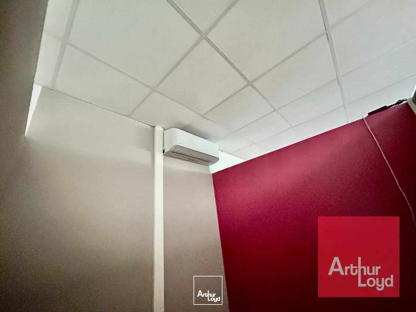 Local commercial à louer - Visibilité rond-point - Le Crès