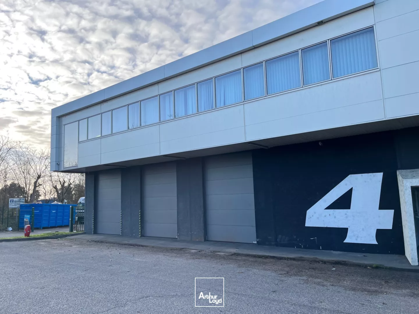 Locaux d'activité à louer à SAINT OUEN L'AUMONE 95310