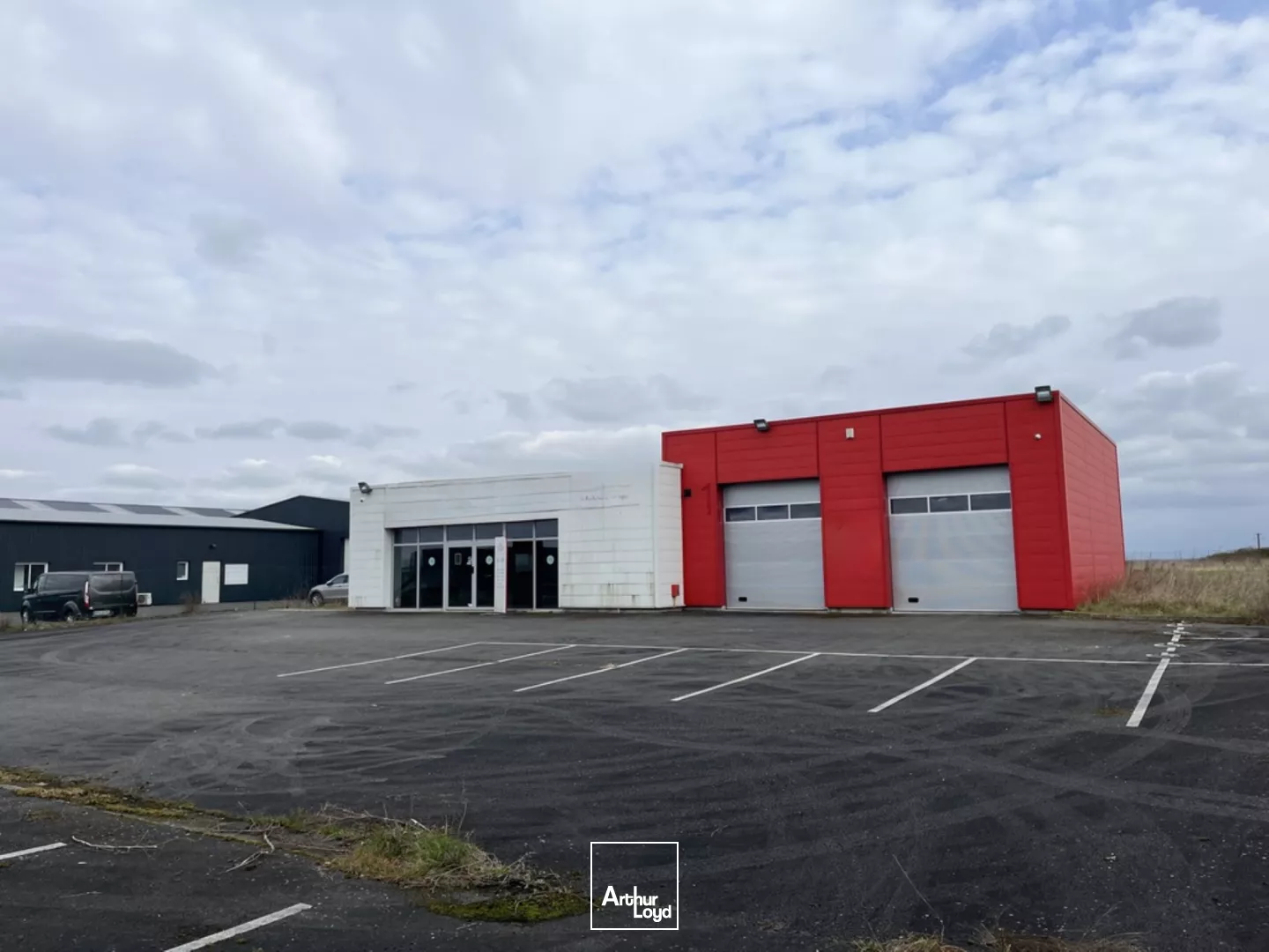 Local d'activités à louer Tavers 