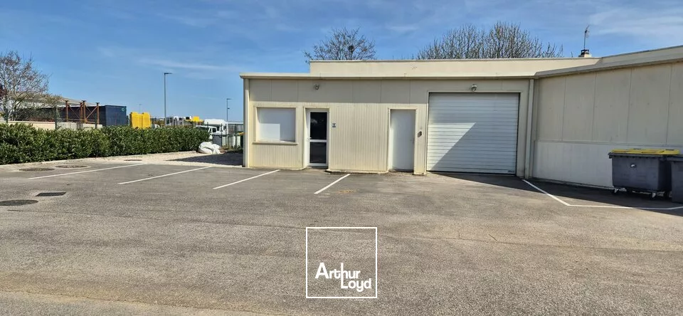 LOCAL D'ACTIVITES 152 m² - MARSANNAY-LA -CÔTE - A LOUER