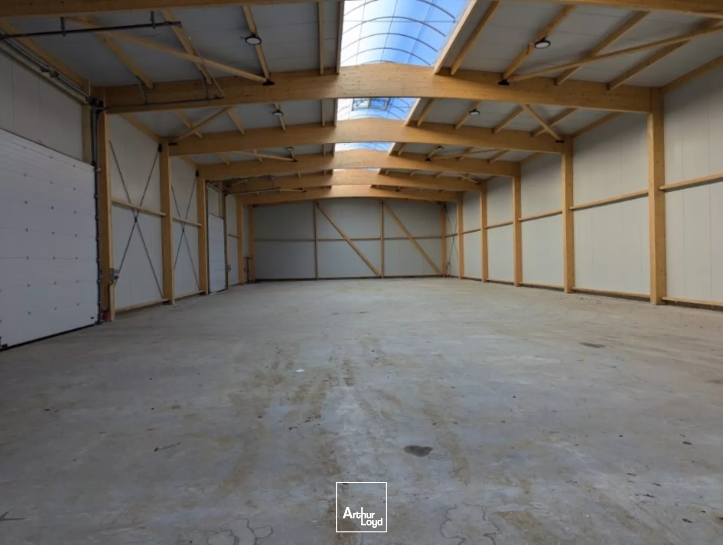 Locaux d'activité à louer à LE LANDIN 27350