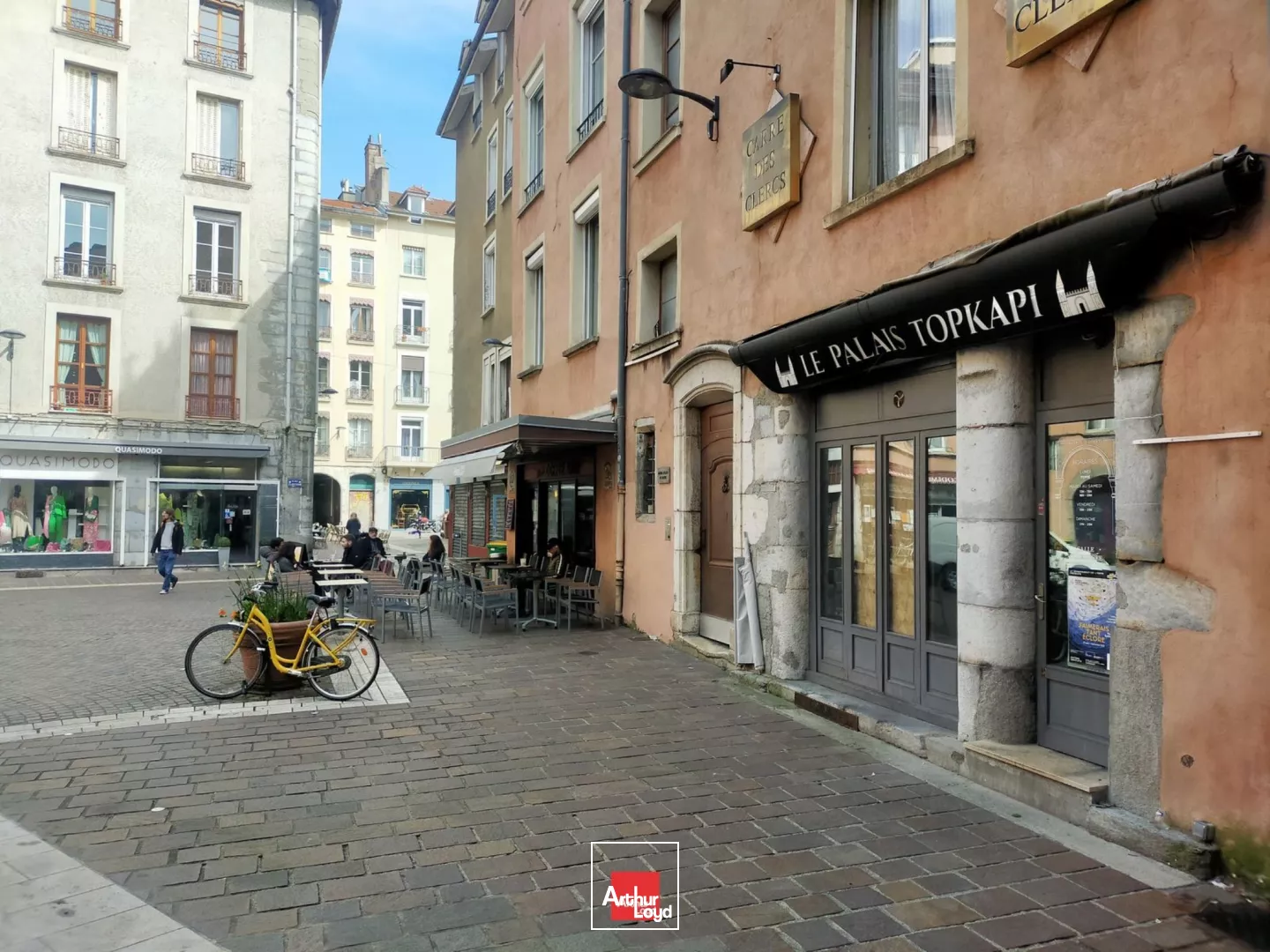 LOCAL COMMERCIAL 75 M² A LOUER GRENOBLE PLACE CLAVEYSON TERRASSE