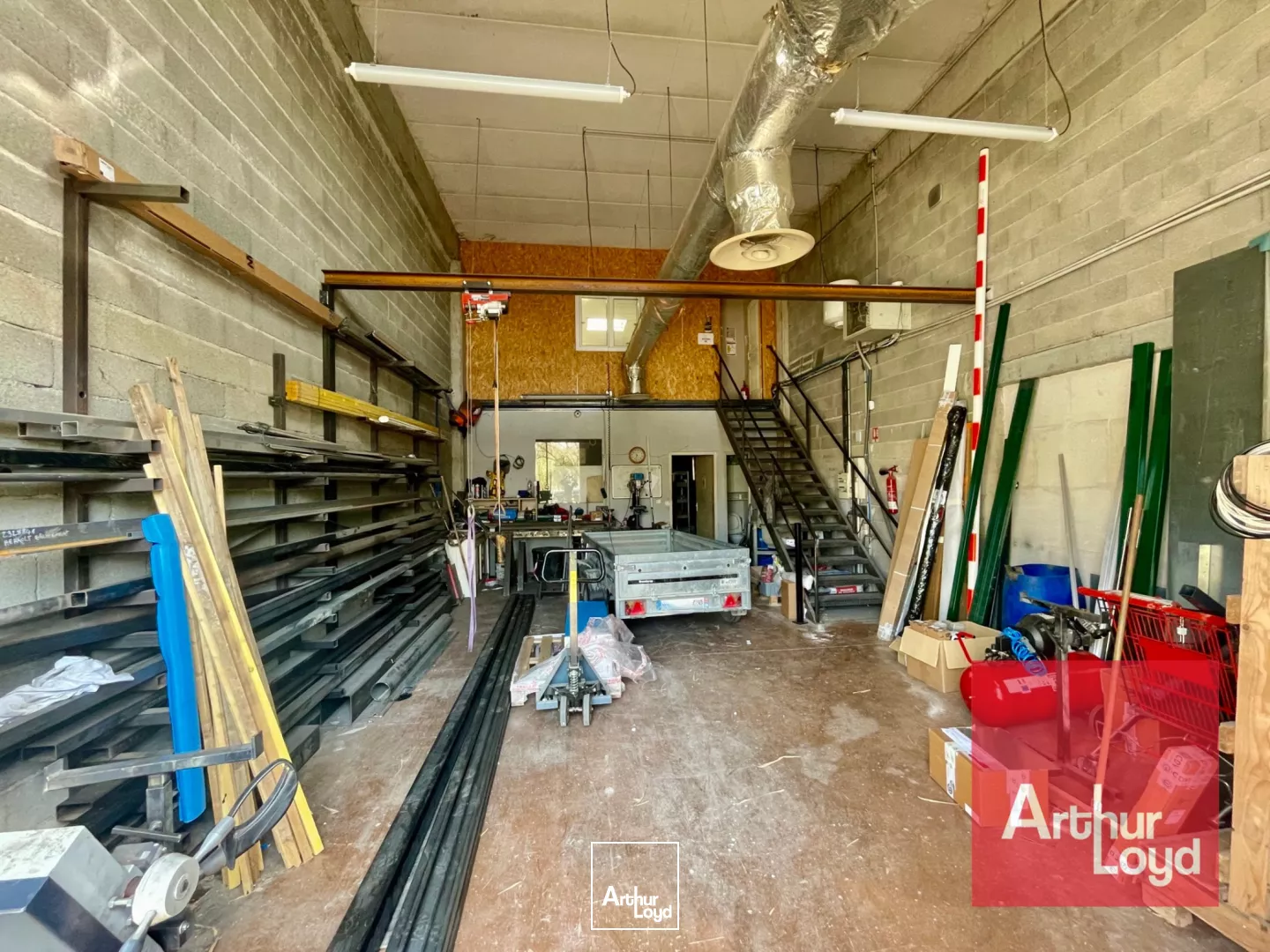 LOCAL D'ACTIVITÉ À LOUER - LATTES