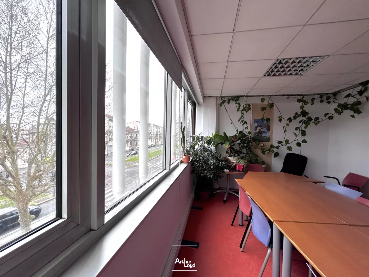 A louer - Bureaux de 374 m² - Bordeaux Meriadeck