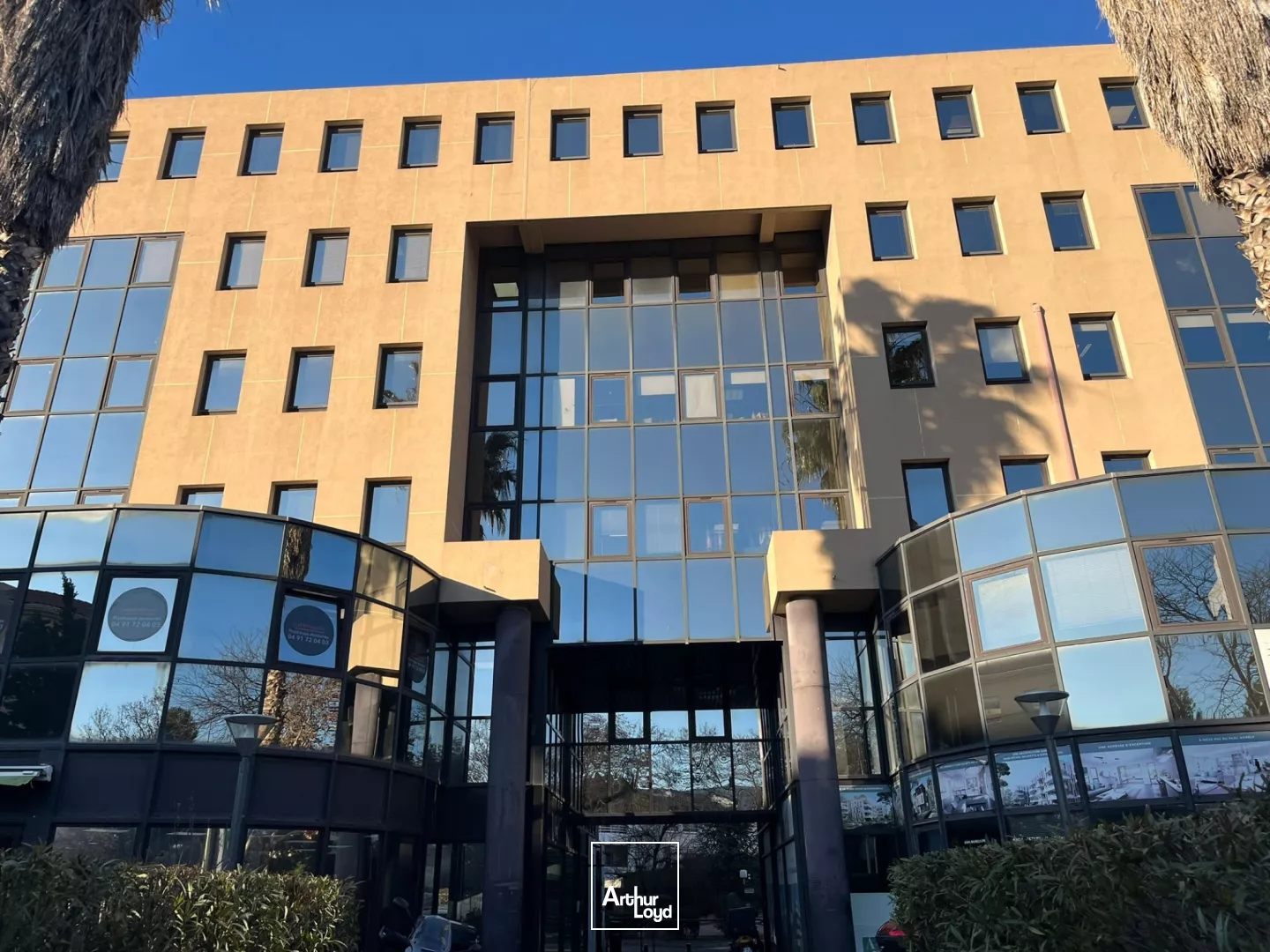 Bureaux avec parkings à vendre ou à louer - Bonneveine - 13008 Marseille