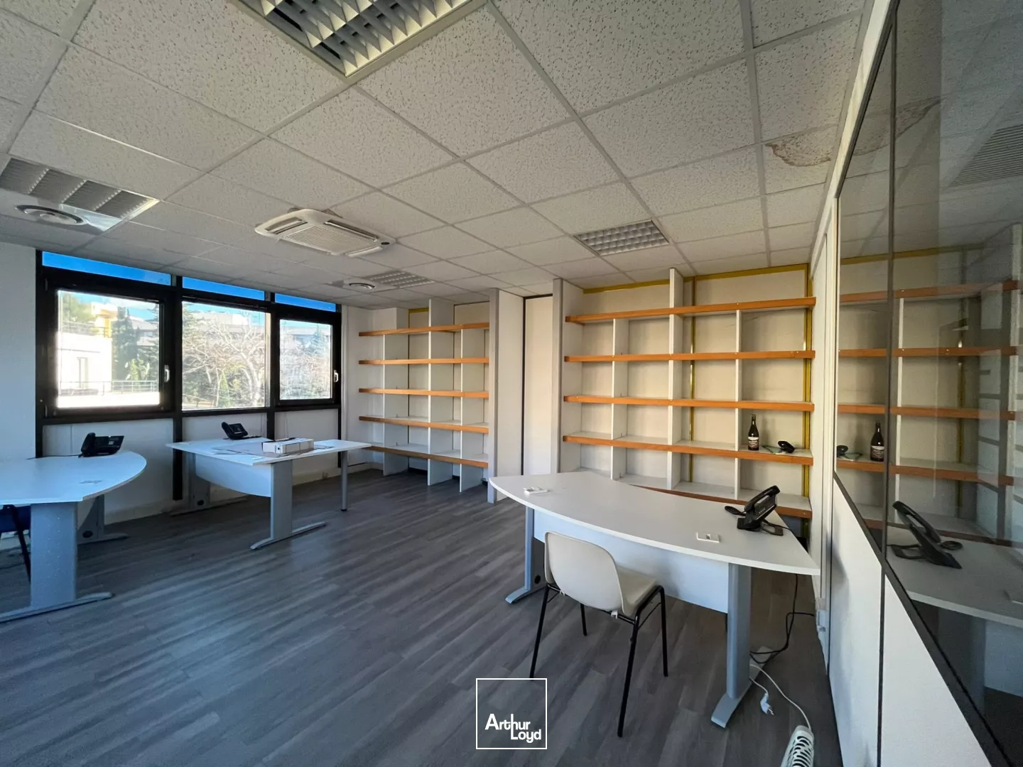 Bureaux avec parkings à vendre ou à louer - Bonneveine - 13008 Marseille