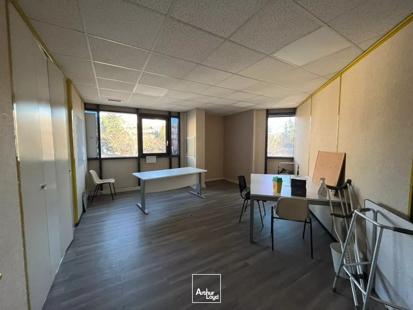 Bureaux avec parkings à vendre ou à louer - Bonneveine - 13008 Marseille