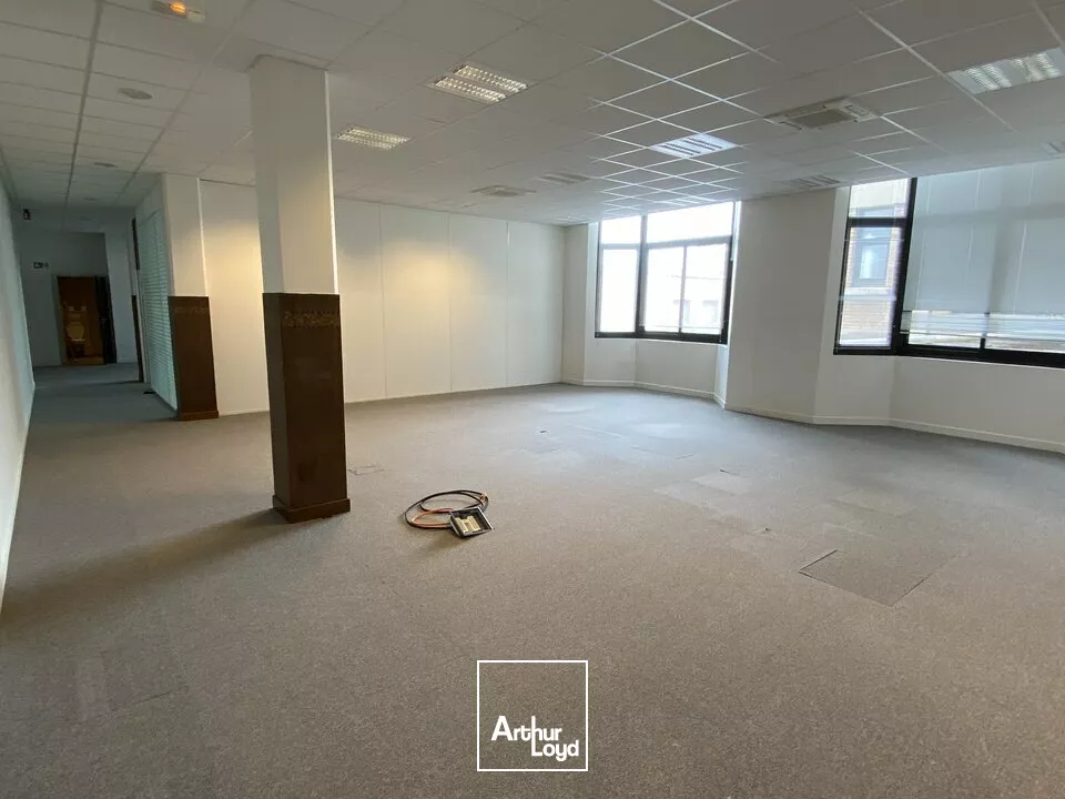 Bureaux d'environ 250 m2 - HYPER CENTRE VILLE DE REIMS