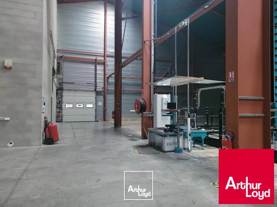 A 20 minutes de Bayonne local d'Activité en très bon état apparent