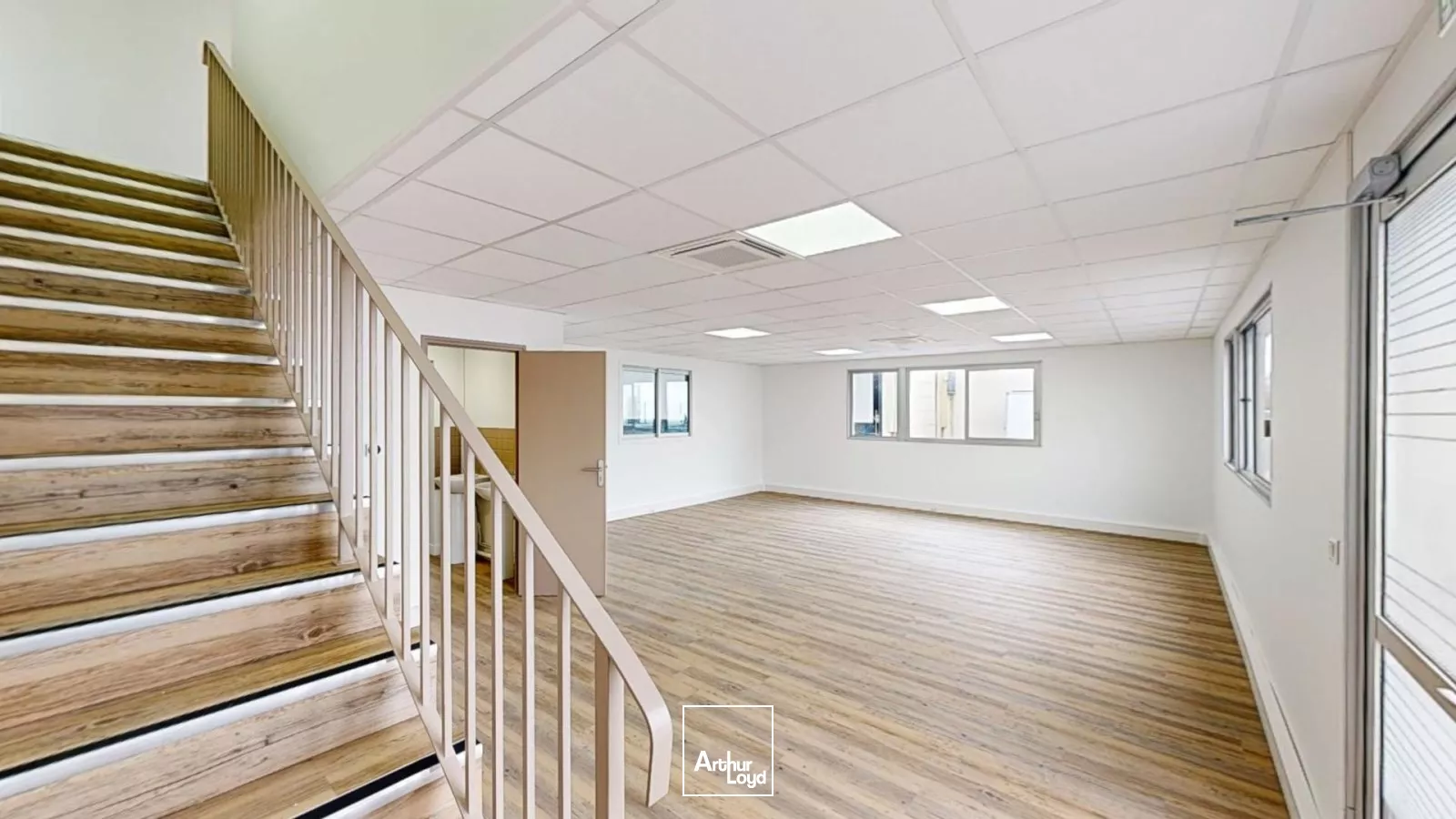 Lots d'activités rénovés - BEZONS