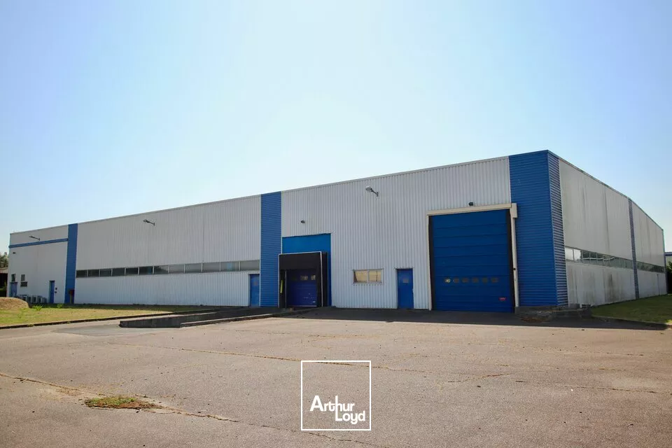 LE HAVRE - ZI & PORTUAIRE - ENTREPÔT LOGISTIQUE 2 865 M2