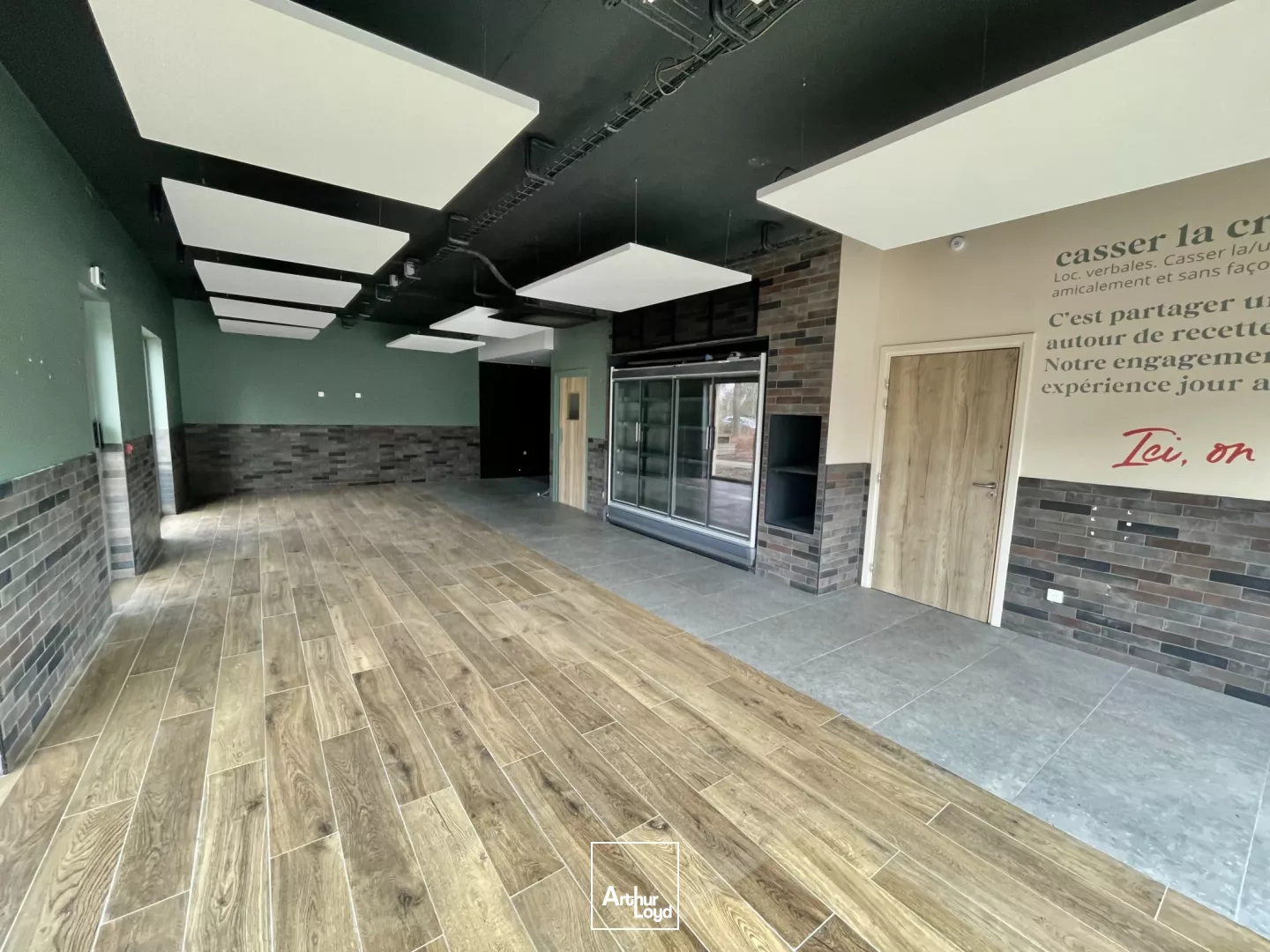 Locaux commerciaux à louer à PETIT COURONNE 76650