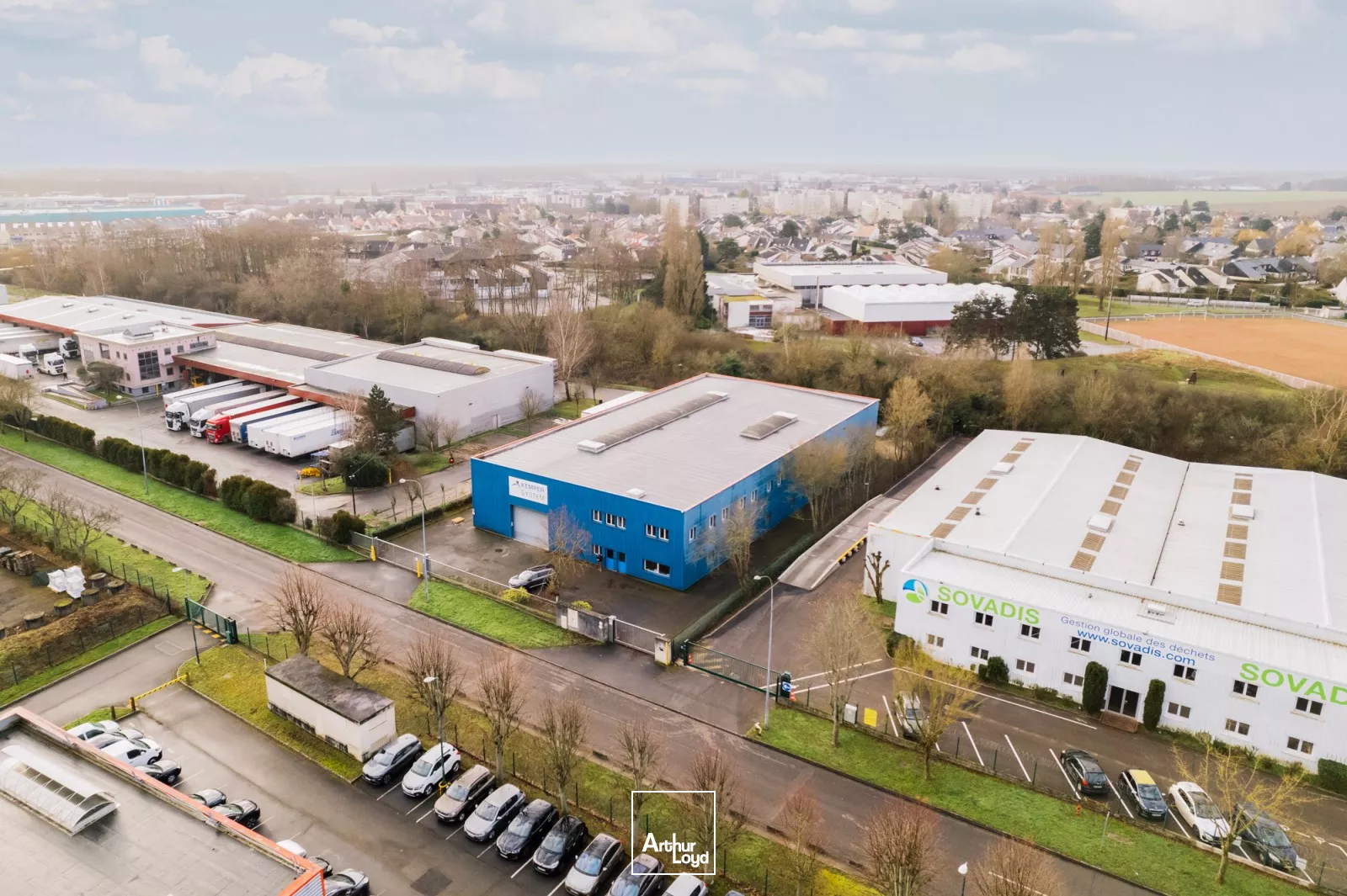 Entrepôts à louer à COIGNIERES 78310