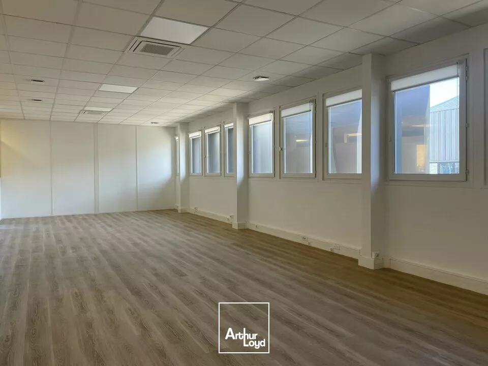 À LOUER - LE HAVRE - BUREAUX - 60 m²