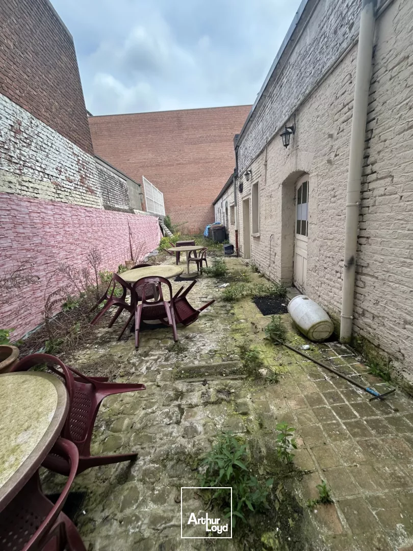 Local commercial de 385 m² à louer - Visibilité maximale au coeur de Hénin-Beaumont