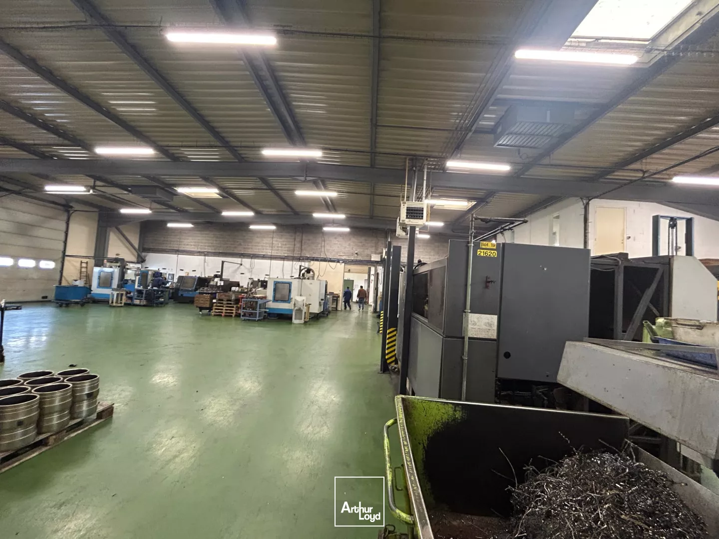 BATIMENT D'ACTIVITES INDEPENDANT