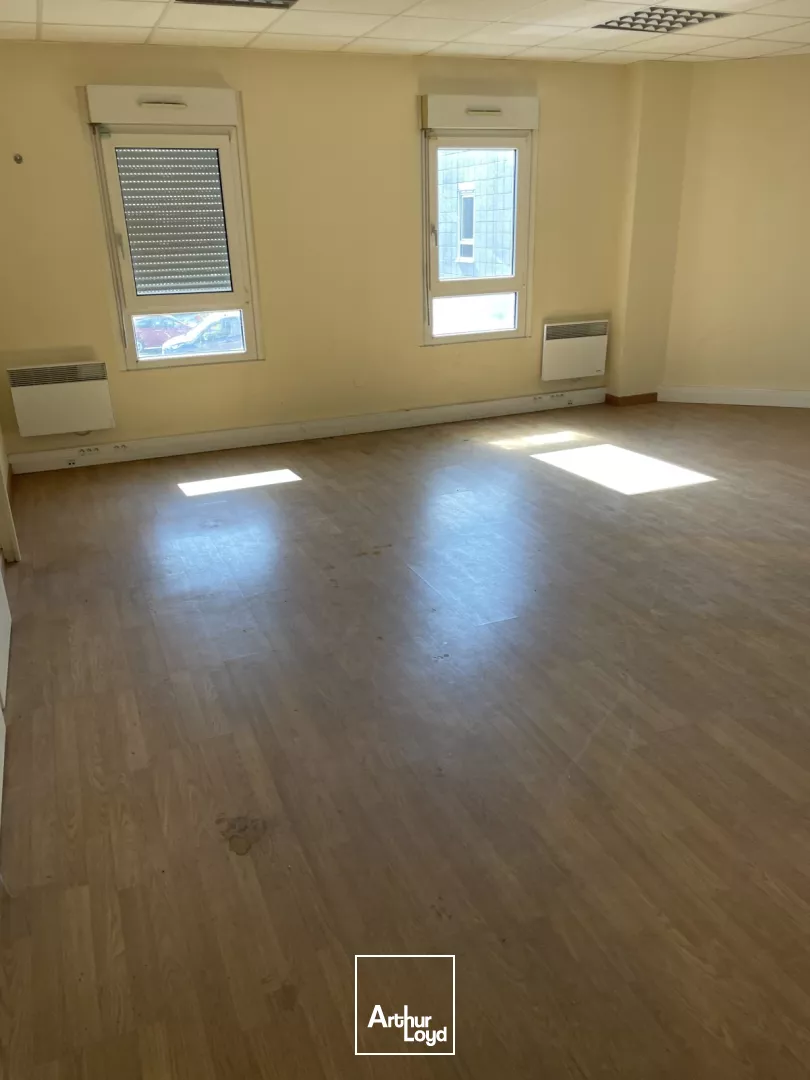 À LOUER - CELLULES D'ACTIVITÉS - PLAILLY 