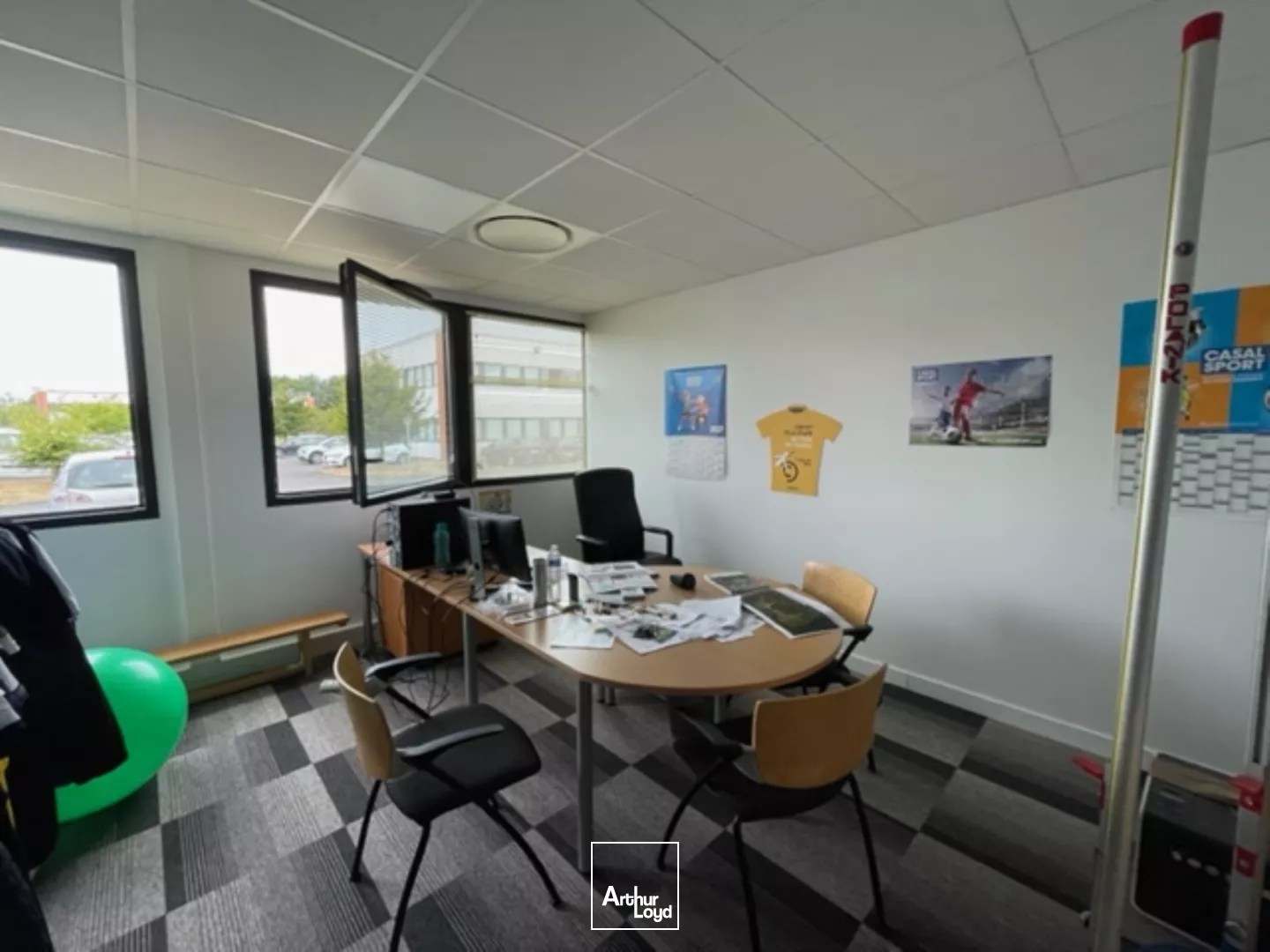 BUREAUX À LOUER-170 M²-REZÉ PARC OCEAN