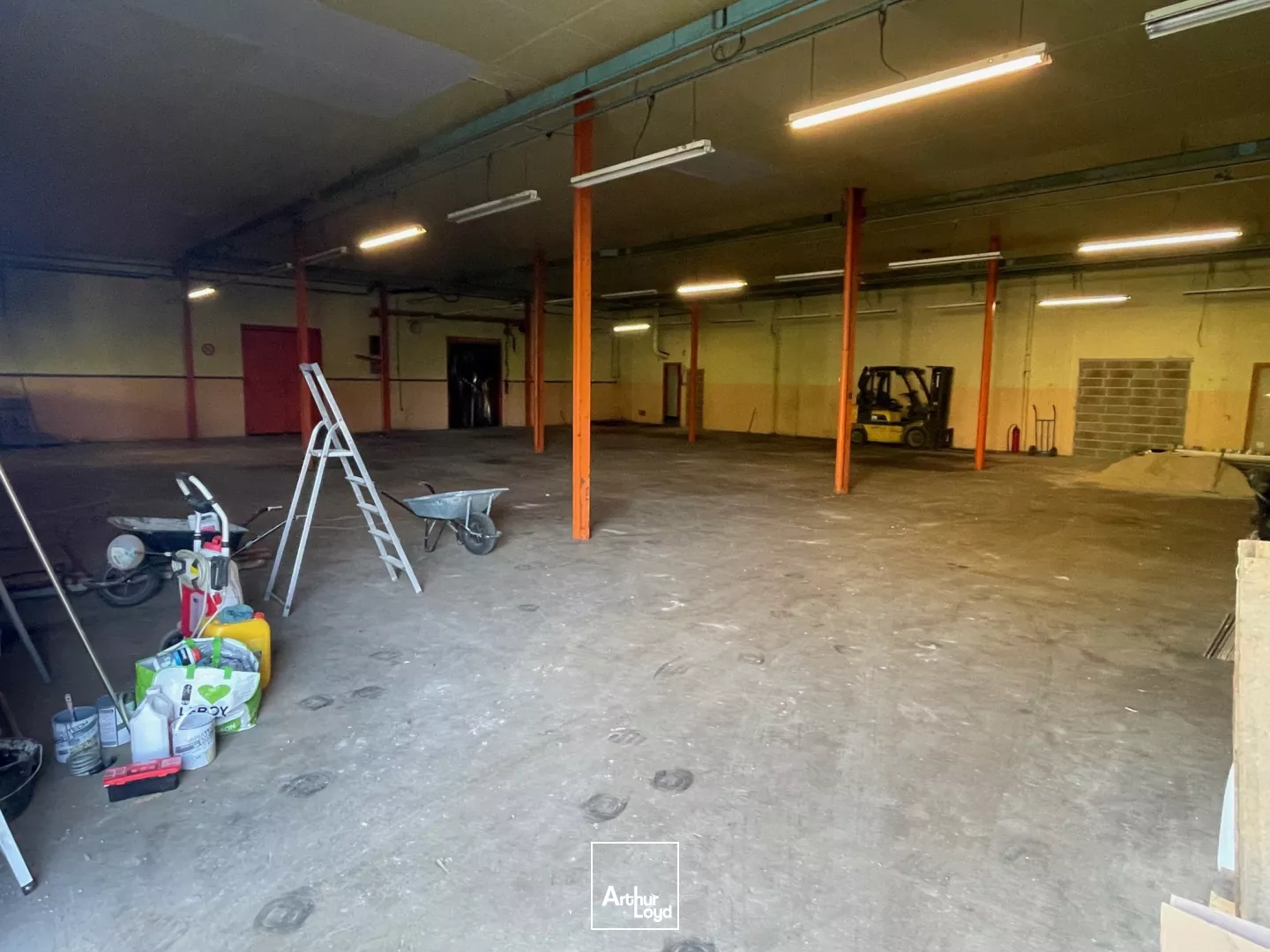 Locaux d'activité à louer à VERNON 27200