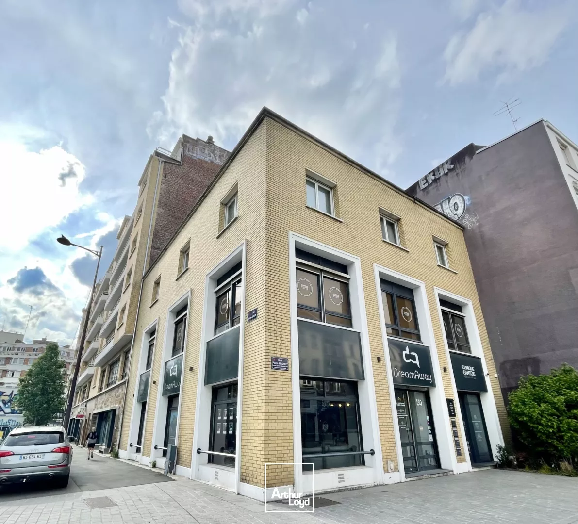 À louer - Bureaux de standing 94 m² avec terrasse privative - Lille Centre, proximité immédiate des gares